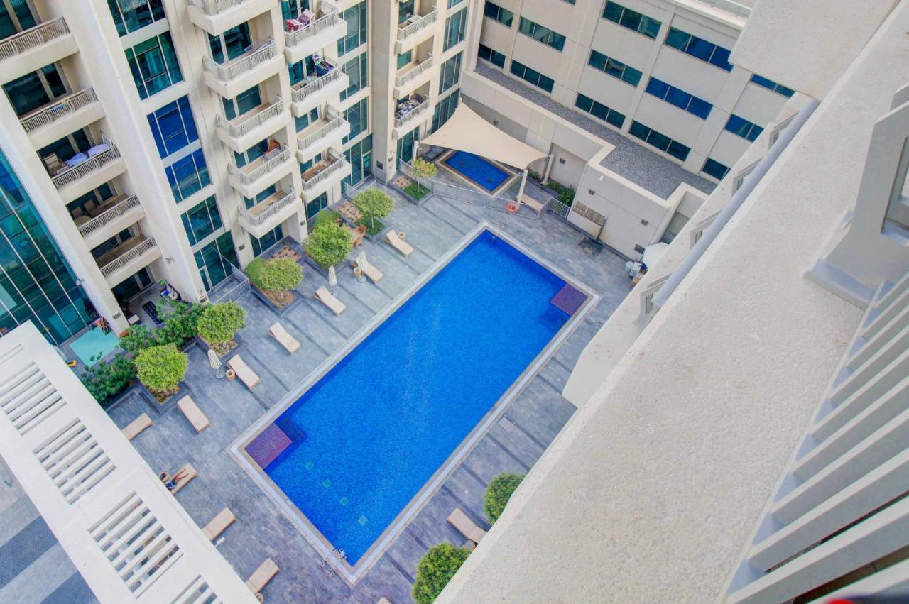 Durrani Homes - Luxurious Studio Near Dubai Mall With Pool View Экстерьер фото